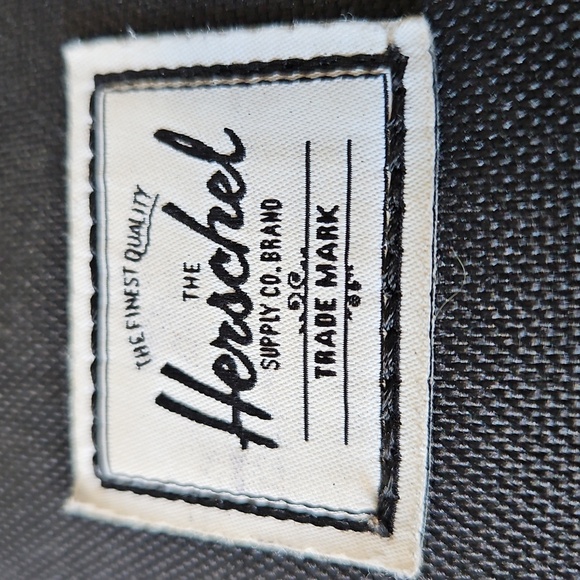 Herschel Black Canvas Belt Bag/ Hip Pack - Picture 7 of 13